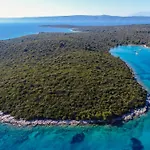 Holiday Home Loviste Casa vacanze *