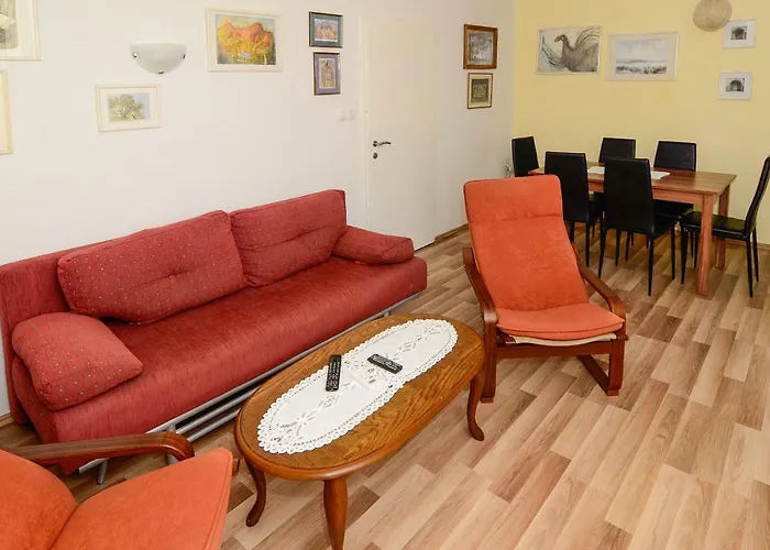 Holiday Home Loviste * Lovište