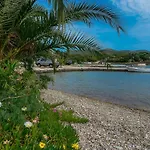 Vikendica Holiday Home Lovište