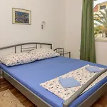 Holiday Home Lovište Loviste