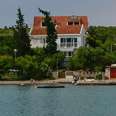 Holiday Home Lovište