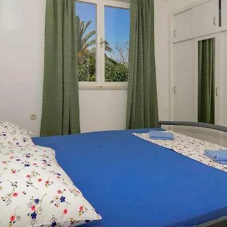 Nyaraló Holiday Home Loviste Lovište
