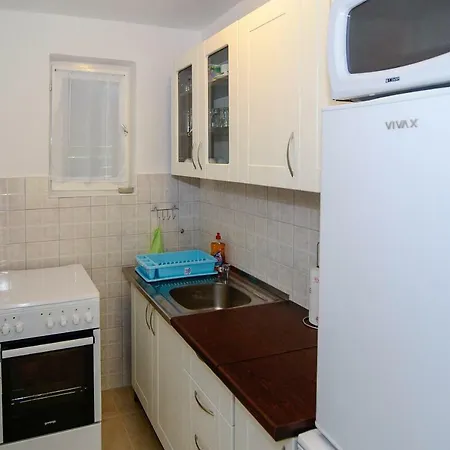 Dom wakacyjny Holiday Home Loviste *
