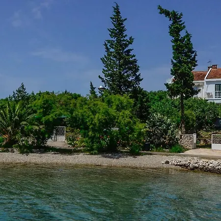 Vikendica Holiday Home Lovište