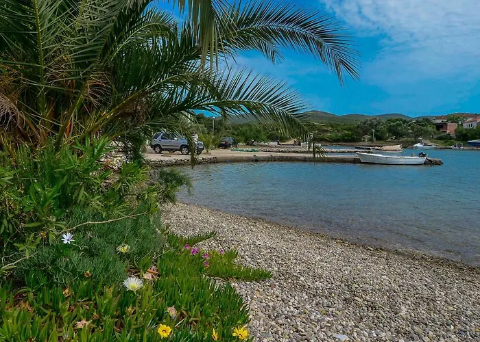 בית נופש Holiday Home Loviste